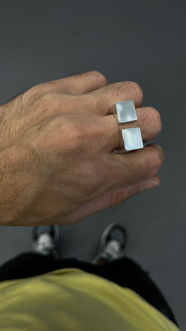 Axis - Imagen 3